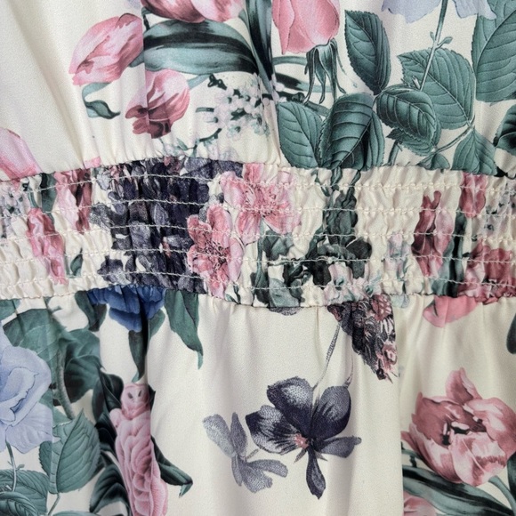 Torrid 1X | 14/16 Plus Size Babydoll Georgette Pintuck Long Sleeve Blouse Floral - Picture 5 of 15